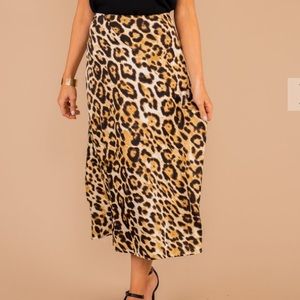 Gilli midi leopard skirt